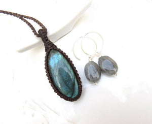 Labradorite earrings and necklace set, Labradorite pendant, Valentines day gift ideas, for her, Healing crystals, February gifts